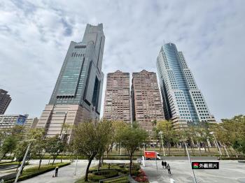 亞灣市景三房平車