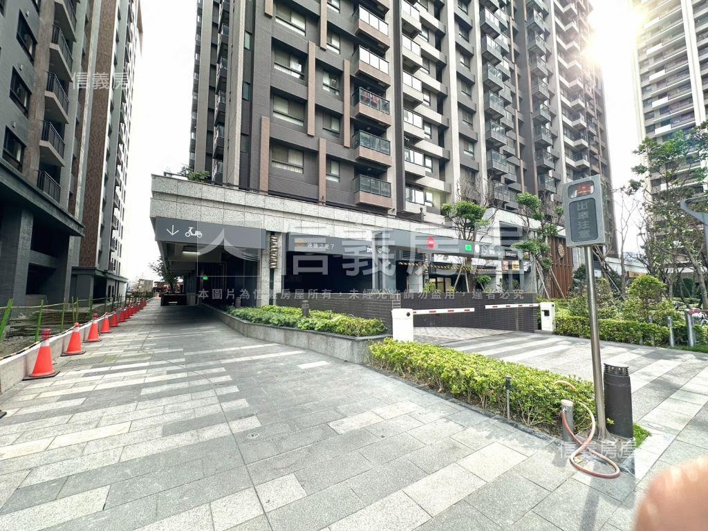 遠雄之星７大三房夕陽視野房屋室內格局與周邊環境