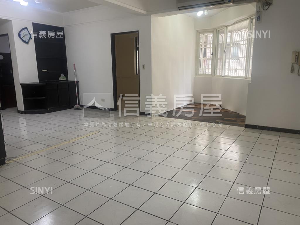 中平路靜巷便利４房公寓房屋室內格局與周邊環境