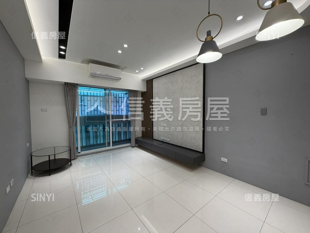 近新光三越四房平車房屋室內格局與周邊環境