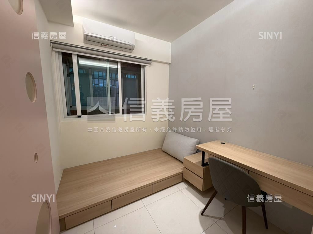近新光三越四房平車房屋室內格局與周邊環境