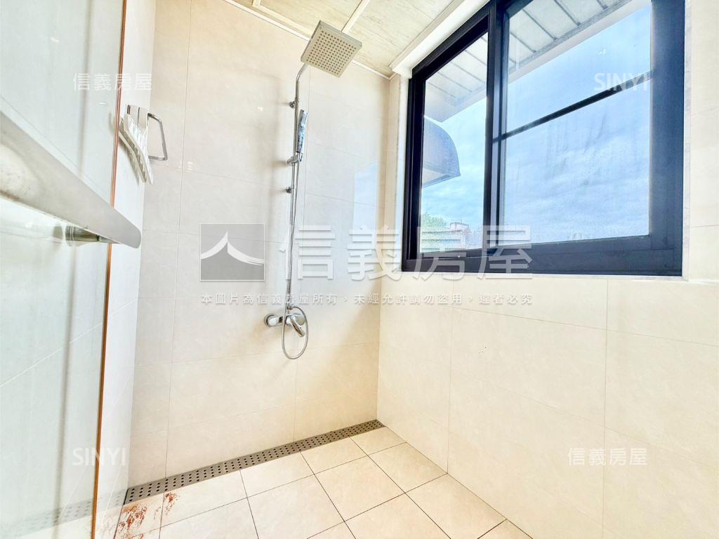 八擴大地坪電梯別墅房屋室內格局與周邊環境