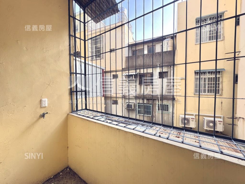 正義商圈文山正路騎樓美透房屋室內格局與周邊環境
