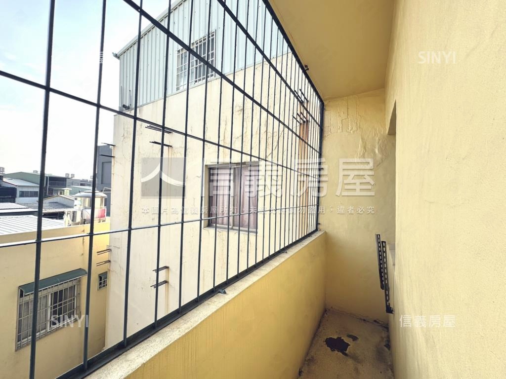 正義商圈文山正路騎樓美透房屋室內格局與周邊環境