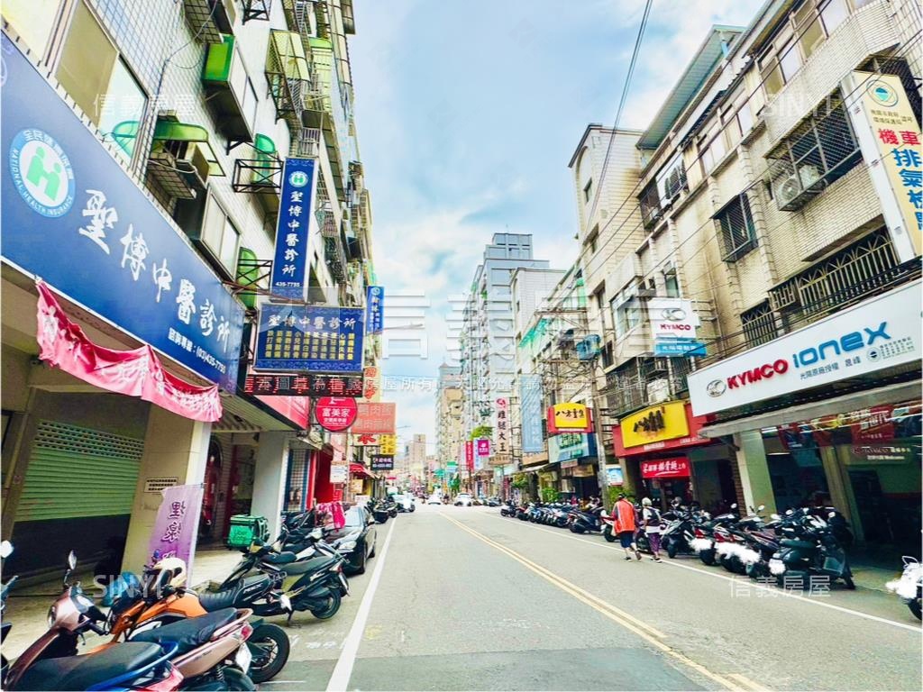 １＋２樓醒目三角窗金店面房屋室內格局與周邊環境