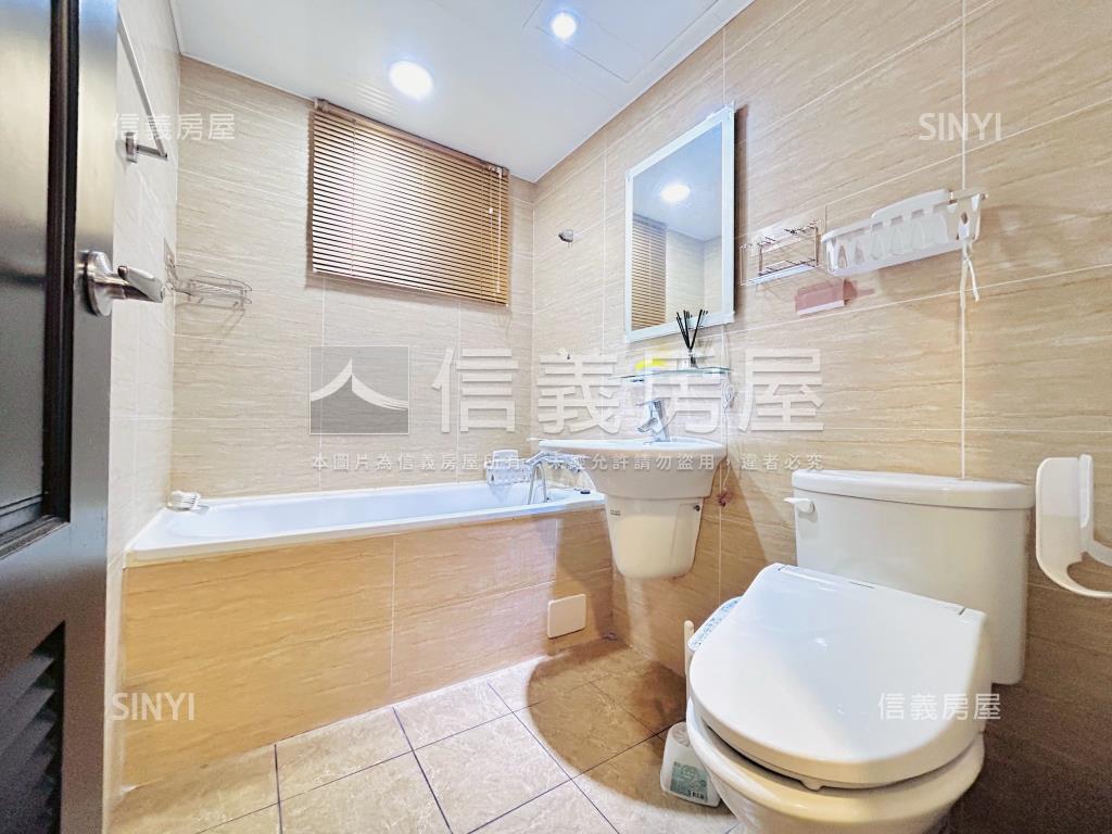 龍安★中路御品面中庭三房房屋室內格局與周邊環境