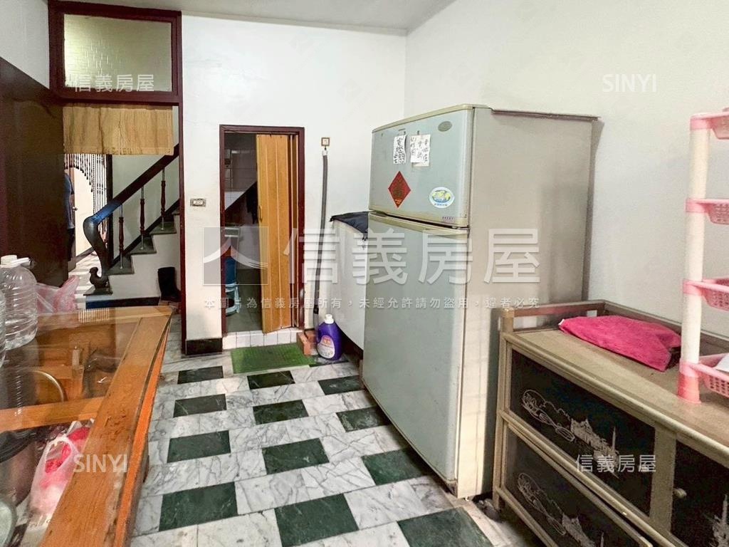 德興路正路面店住房屋室內格局與周邊環境
