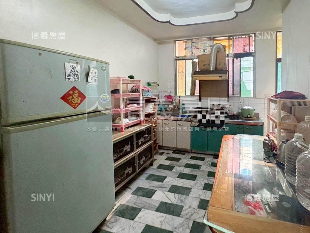德興路正路面店住房屋室內格局與周邊環境