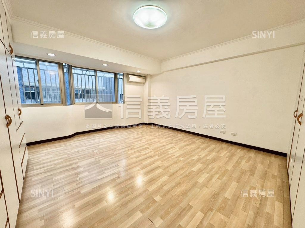 專任榮華特區方正美廈房屋室內格局與周邊環境