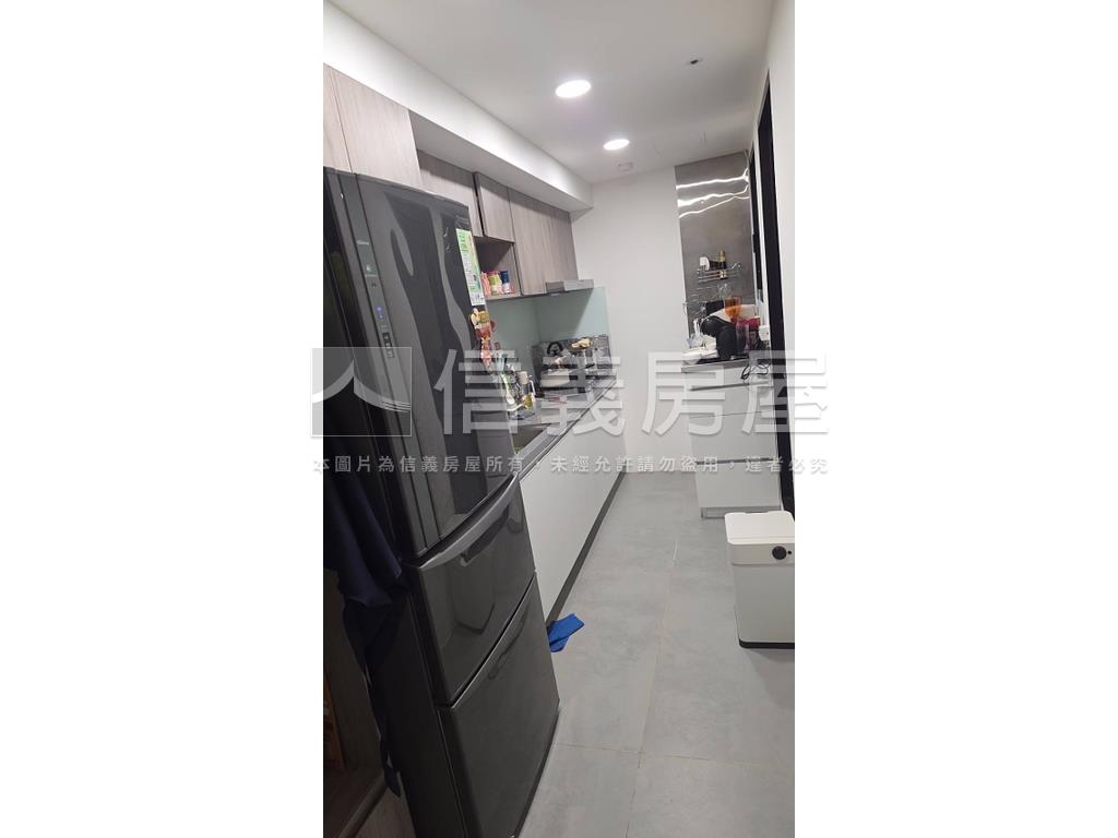 亞果高樓層四房平車房屋室內格局與周邊環境