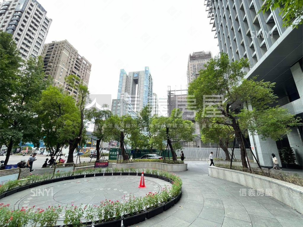 七期市政廣場質感商辦房屋室內格局與周邊環境