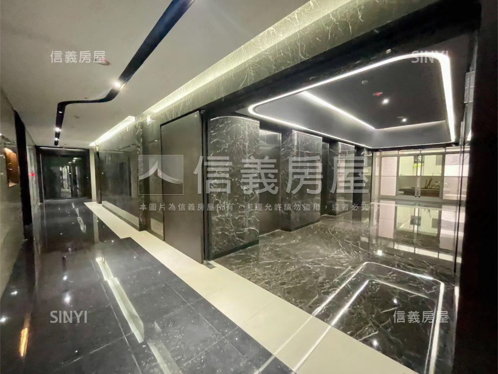 七期市政廣場質感商辦房屋室內格局與周邊環境