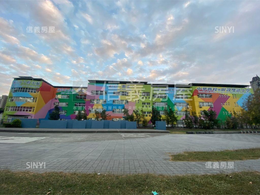 美術館裝潢美屋房屋室內格局與周邊環境