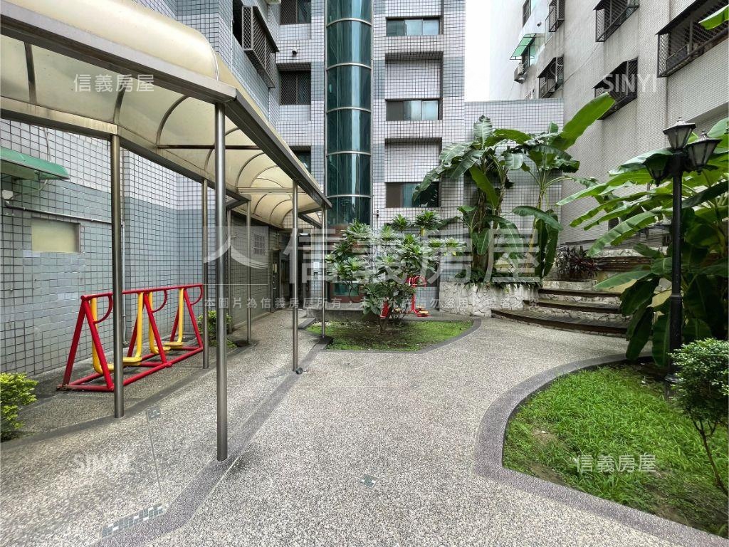 西區河畔旁電梯套房房屋室內格局與周邊環境