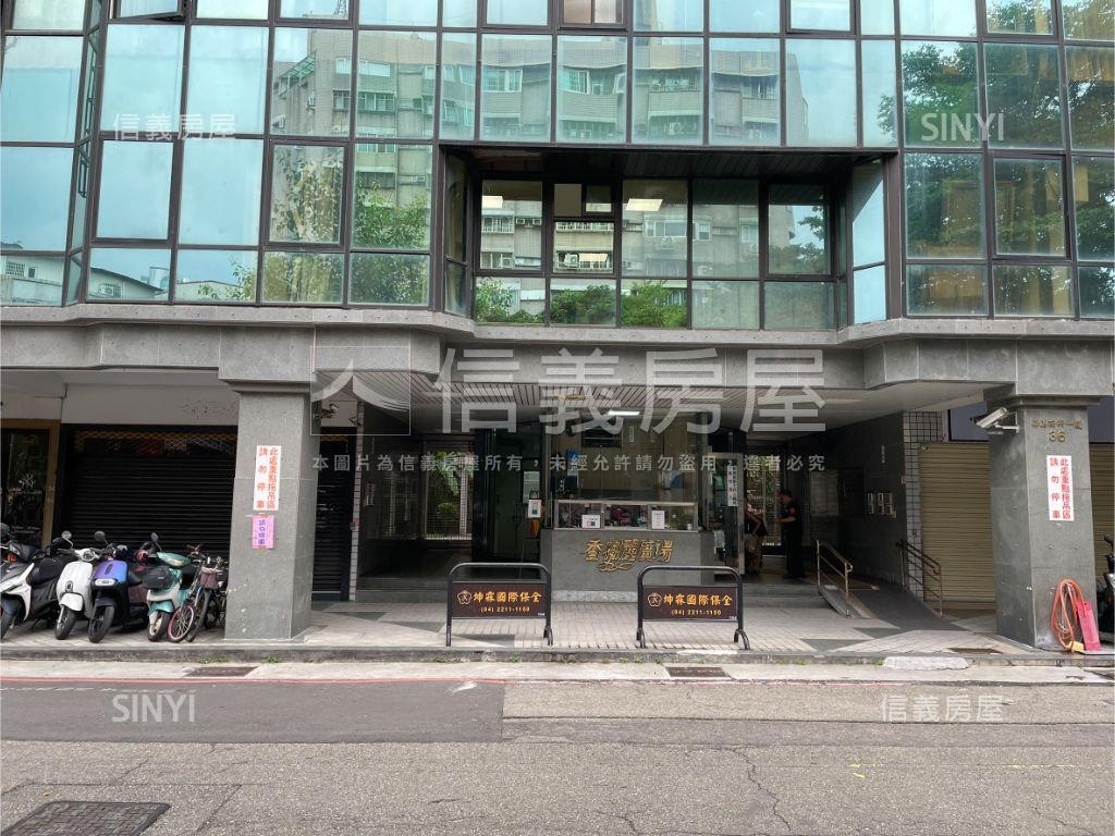 西區河畔旁電梯套房房屋室內格局與周邊環境