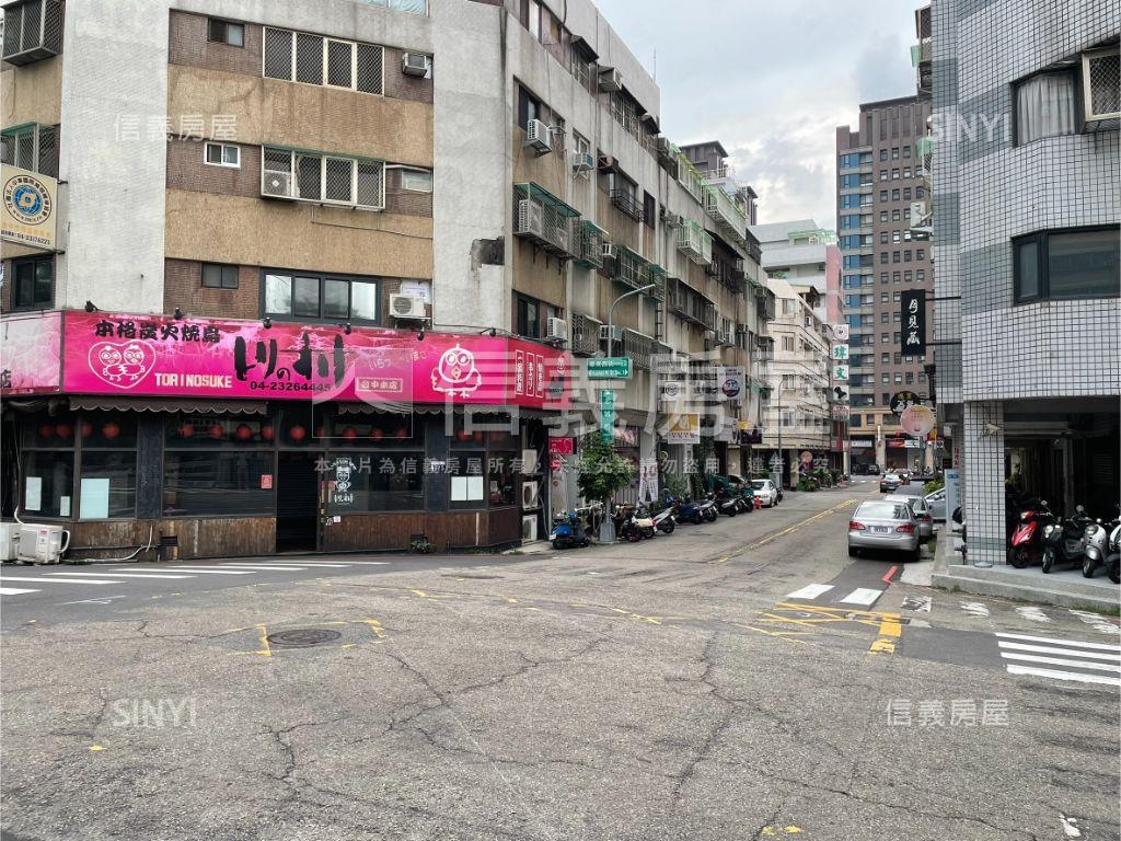 西區河畔旁電梯套房房屋室內格局與周邊環境