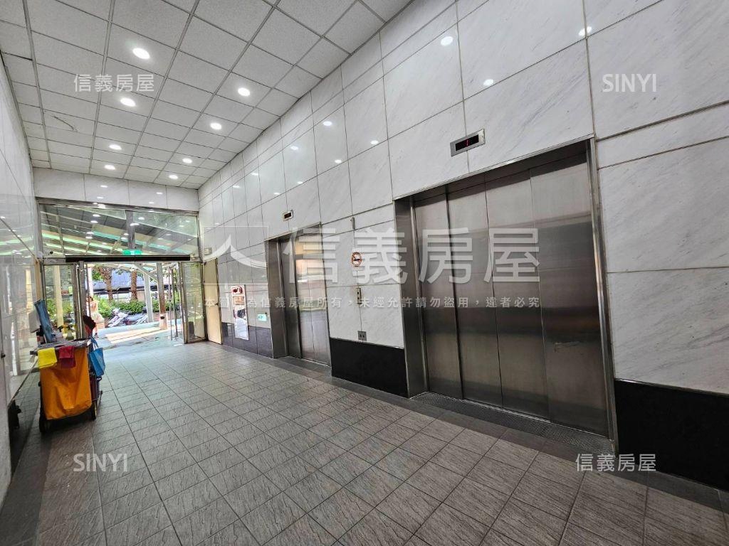 愛丁堡５米５邊間店辦房屋室內格局與周邊環境