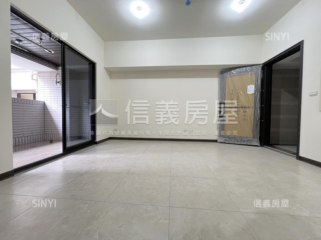 家泰豐盛兩房平面車位房屋室內格局與周邊環境