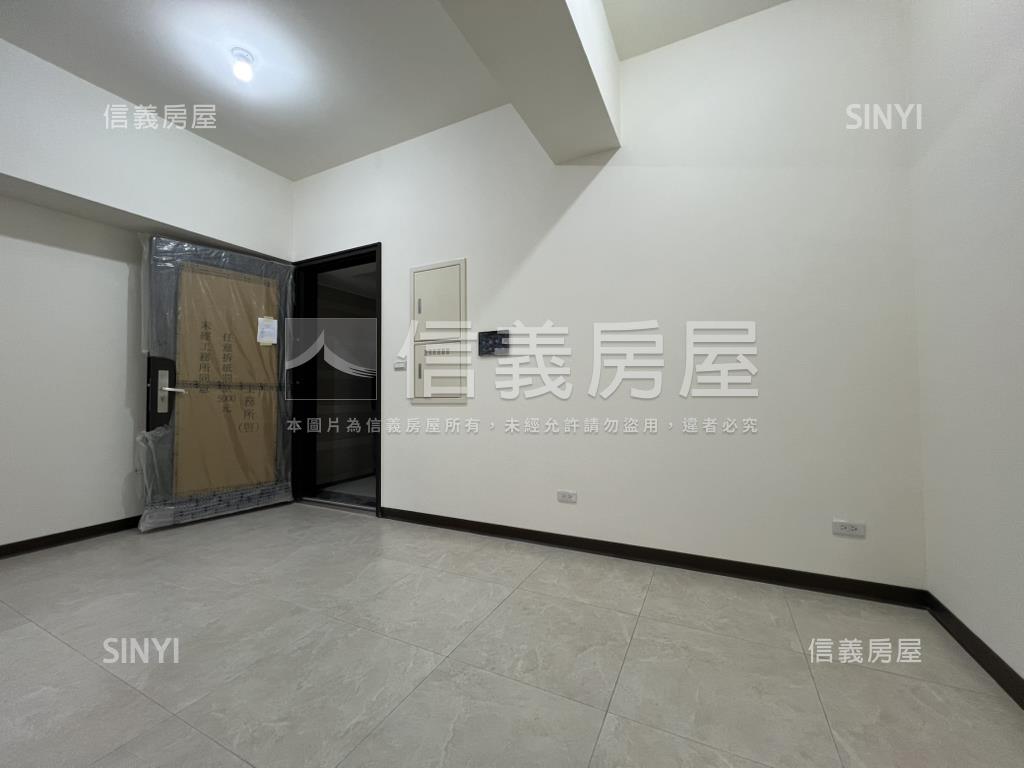 家泰豐盛兩房平面車位房屋室內格局與周邊環境