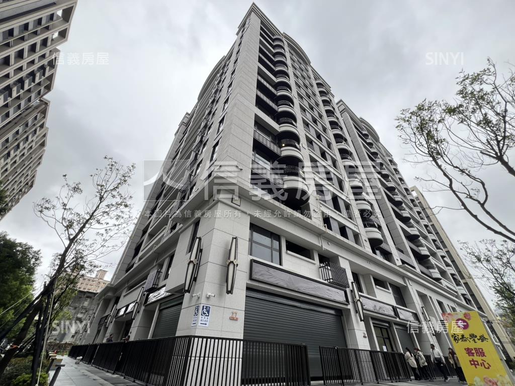 家泰豐盛兩房平面車位房屋室內格局與周邊環境