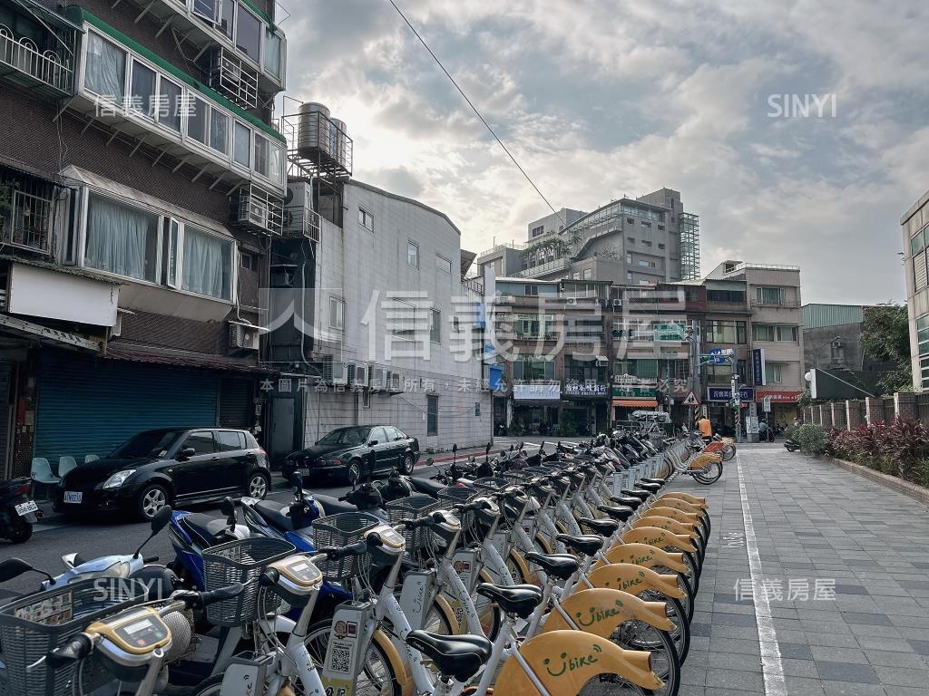 東園街面學校大面寬店辦房屋室內格局與周邊環境