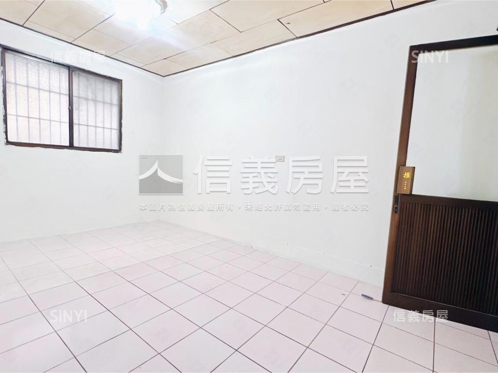 稀有好便利透天近水湳市場房屋室內格局與周邊環境