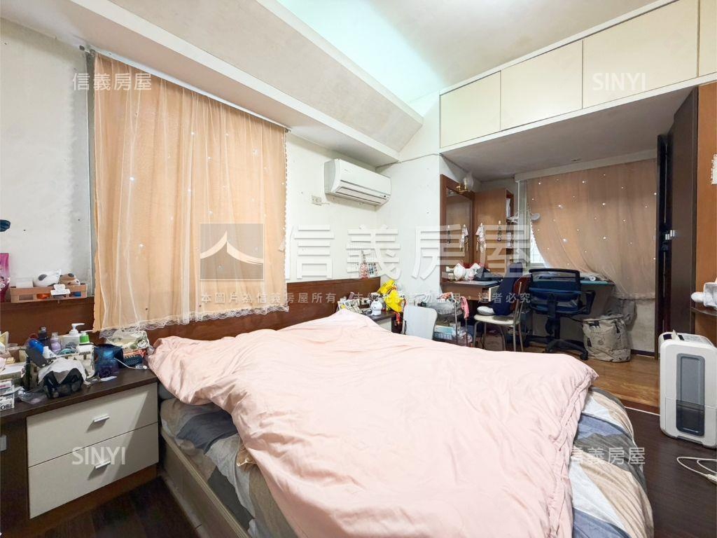 陽光公園捷運成家３房車位房屋室內格局與周邊環境