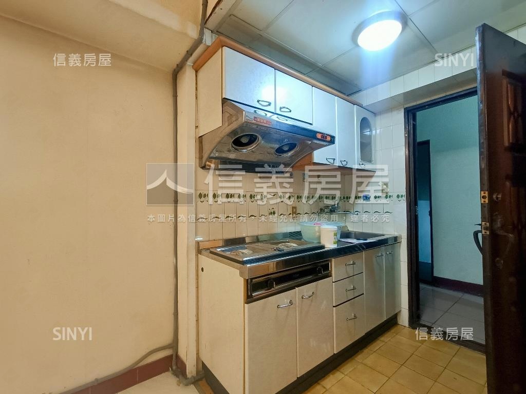 三多文橫優質電梯大樓房屋室內格局與周邊環境