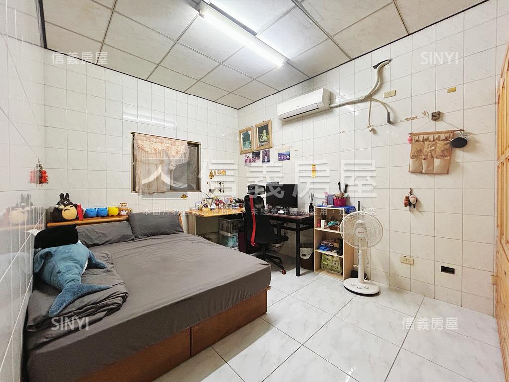 鳳山中正路熱鬧大地坪透店房屋室內格局與周邊環境