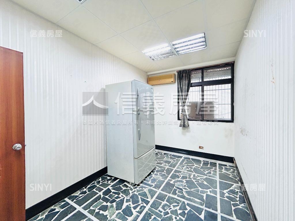 縣府路３房住辦房屋室內格局與周邊環境