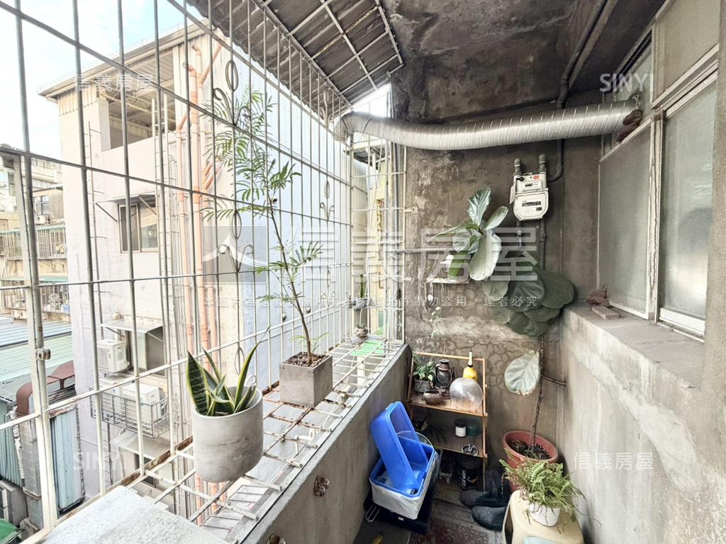 新埔站旁．中山學區美寓房屋室內格局與周邊環境
