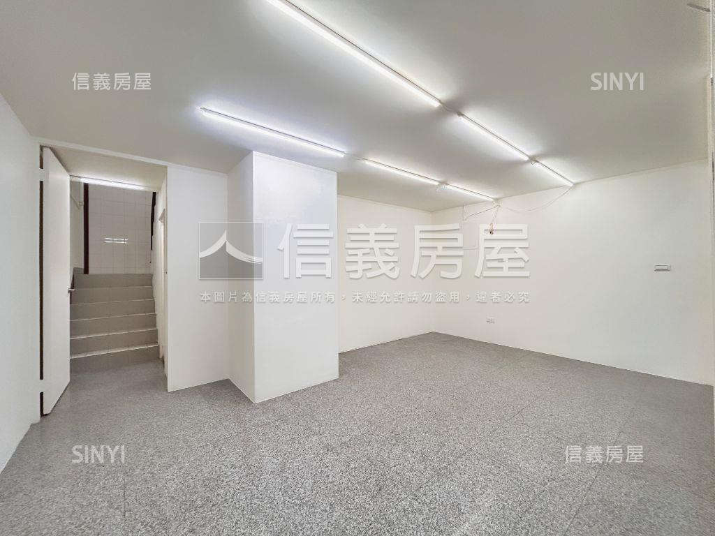 低總價稀有邊間店面房屋室內格局與周邊環境