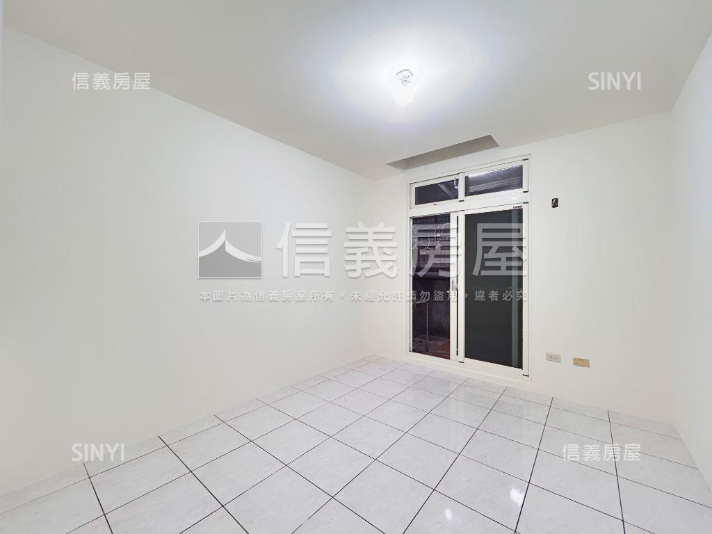 低總價稀有邊間店面房屋室內格局與周邊環境