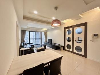 大有可為近明星學校雙車位