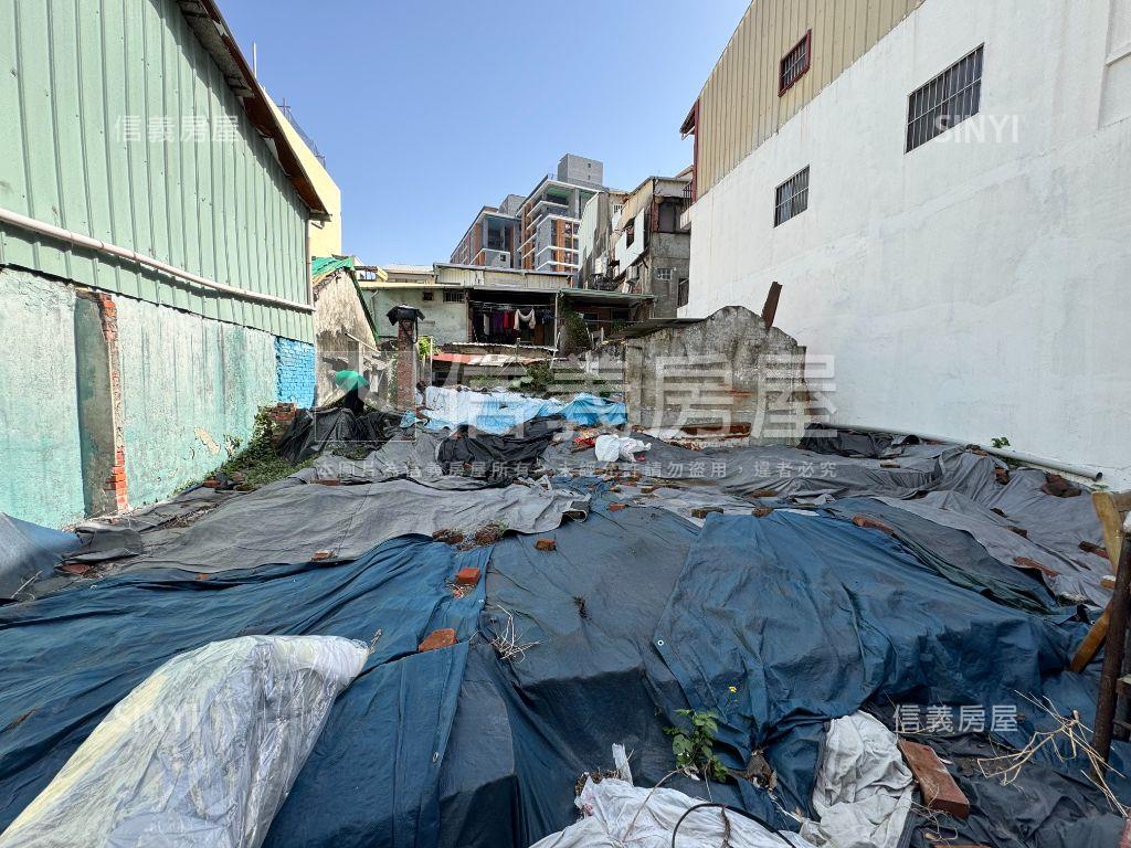 近台中公園練武路土地Ａ房屋室內格局與周邊環境