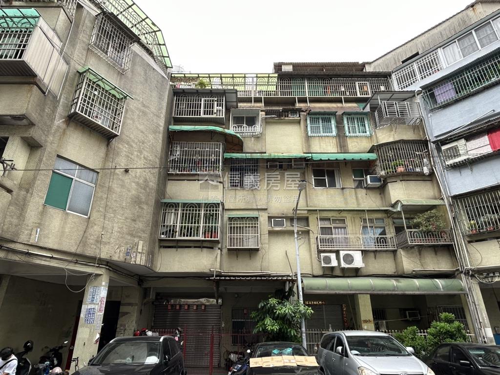 前鎮高中捷運美居房屋室內格局與周邊環境