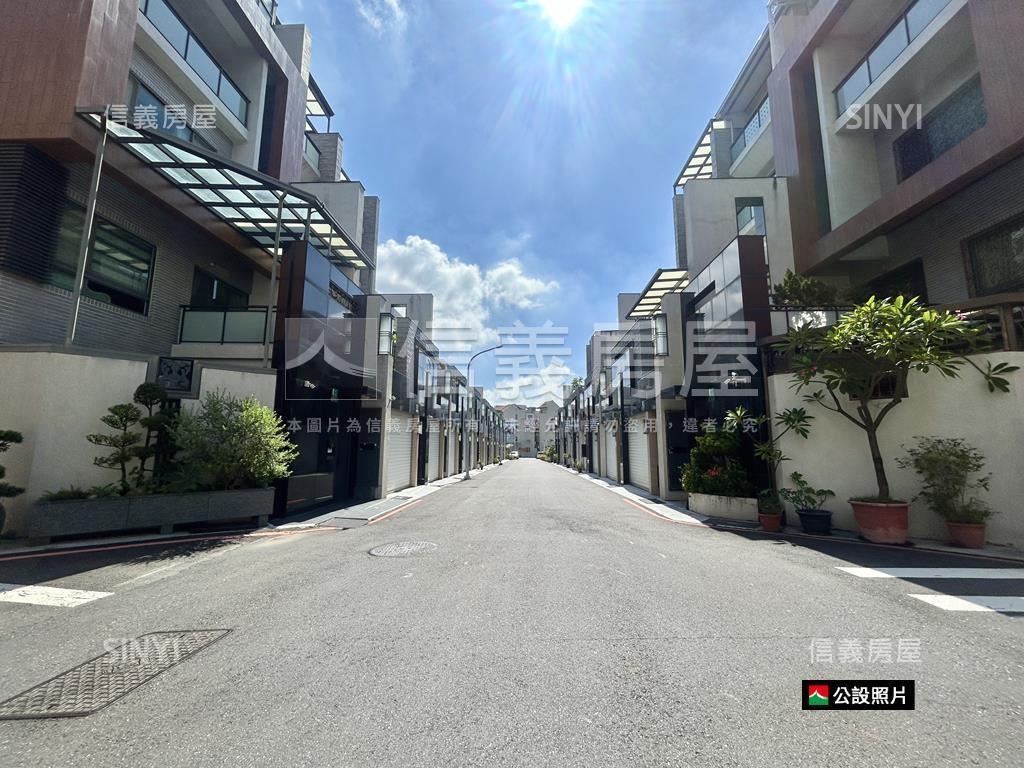 皇龍上院來大車庫別墅房屋室內格局與周邊環境