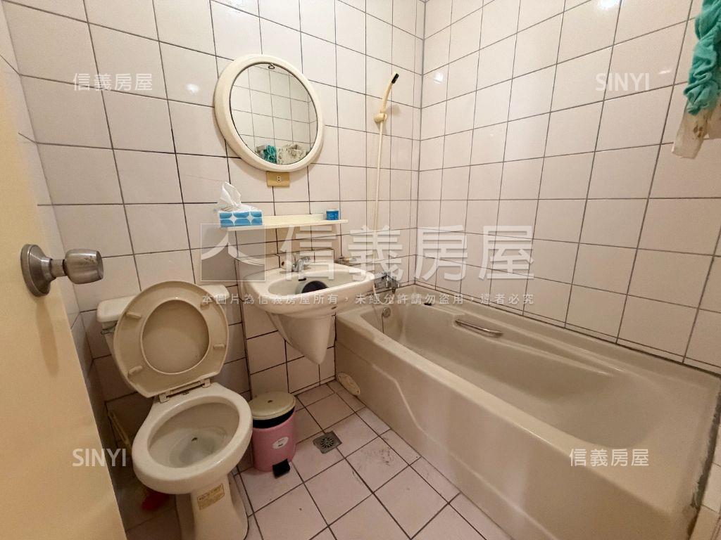 近海東國小傳統雙車墅房屋室內格局與周邊環境