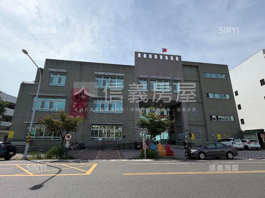 近海東國小傳統雙車墅房屋室內格局與周邊環境