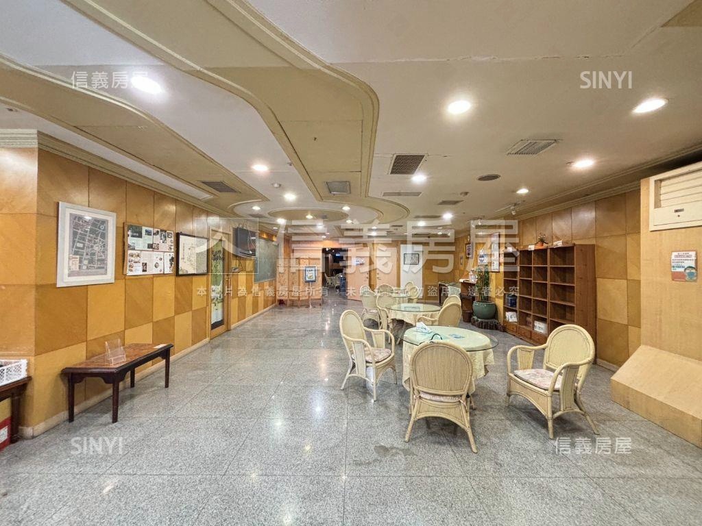 回到１１９２華都時代房屋室內格局與周邊環境