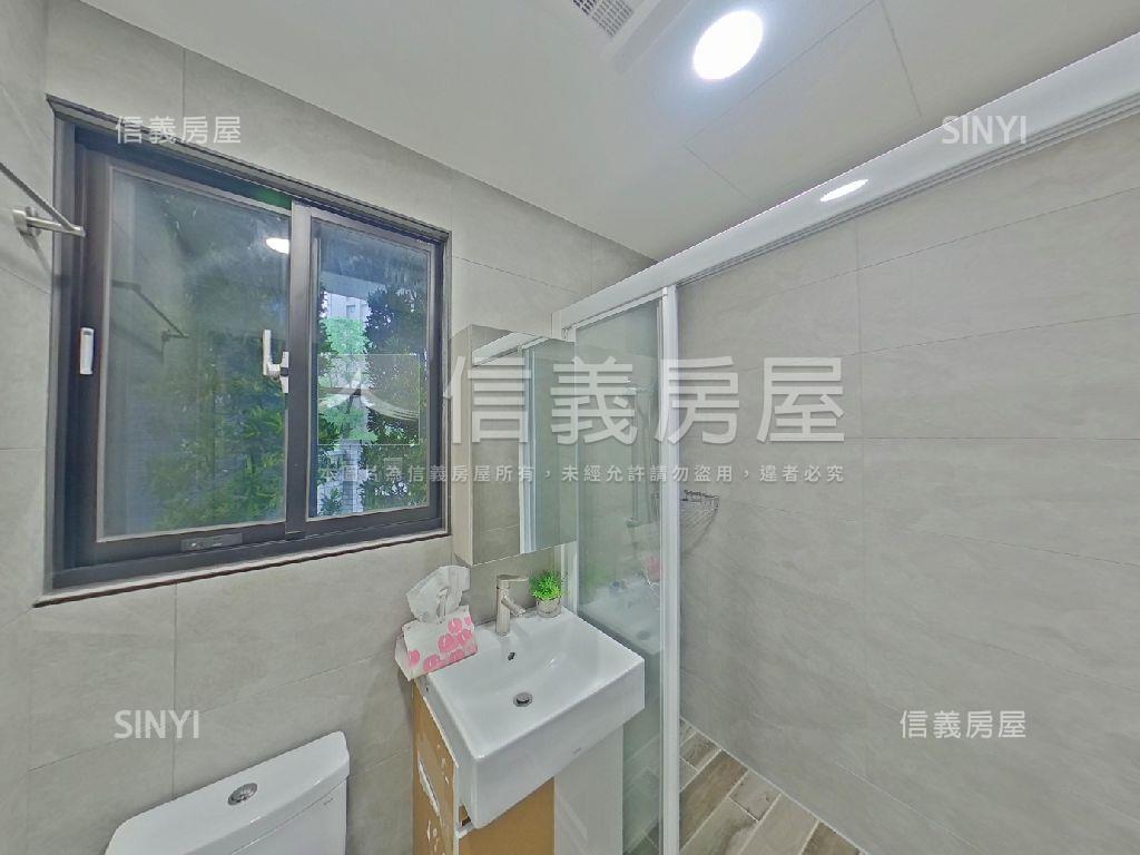 八擴德億小資三房車位房屋室內格局與周邊環境
