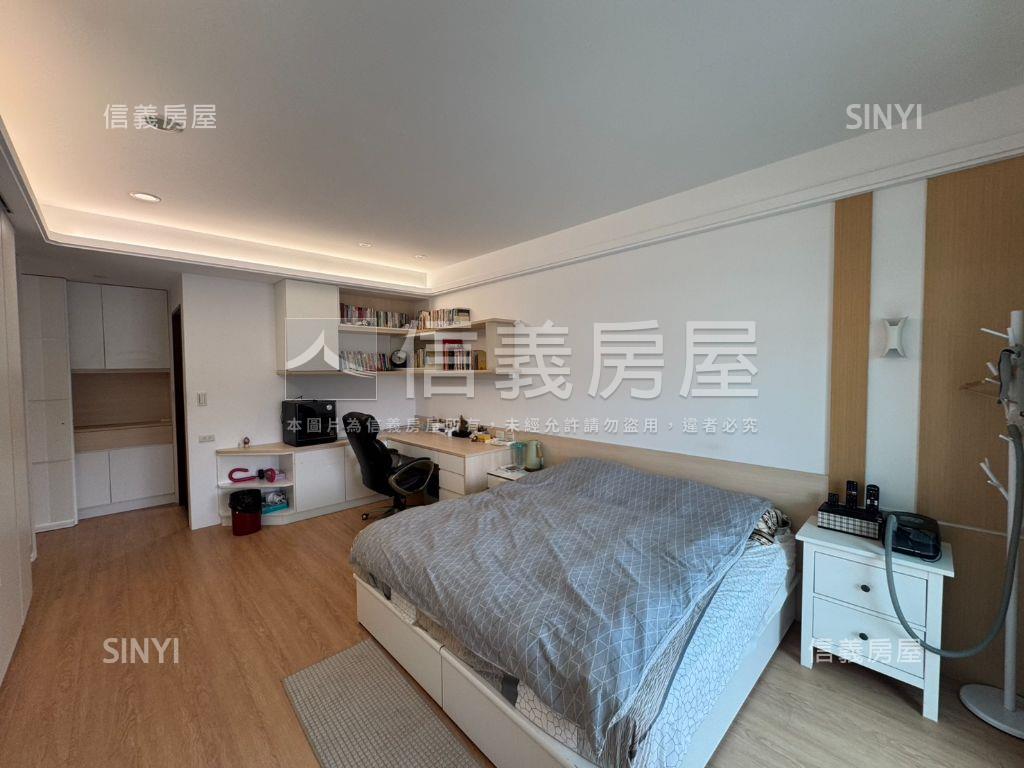 美妝山景四房華廈房屋室內格局與周邊環境