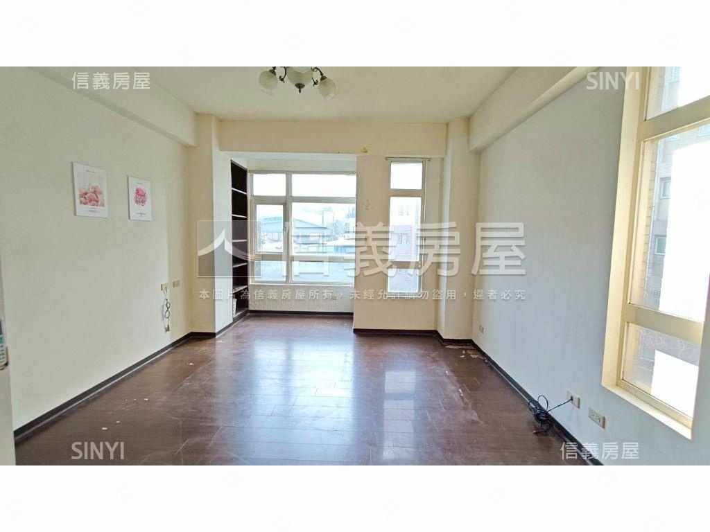 三秀雅硯校園邊間車庫透天房屋室內格局與周邊環境