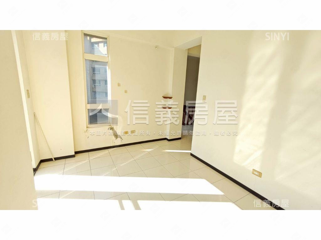 三秀雅硯校園邊間車庫透天房屋室內格局與周邊環境