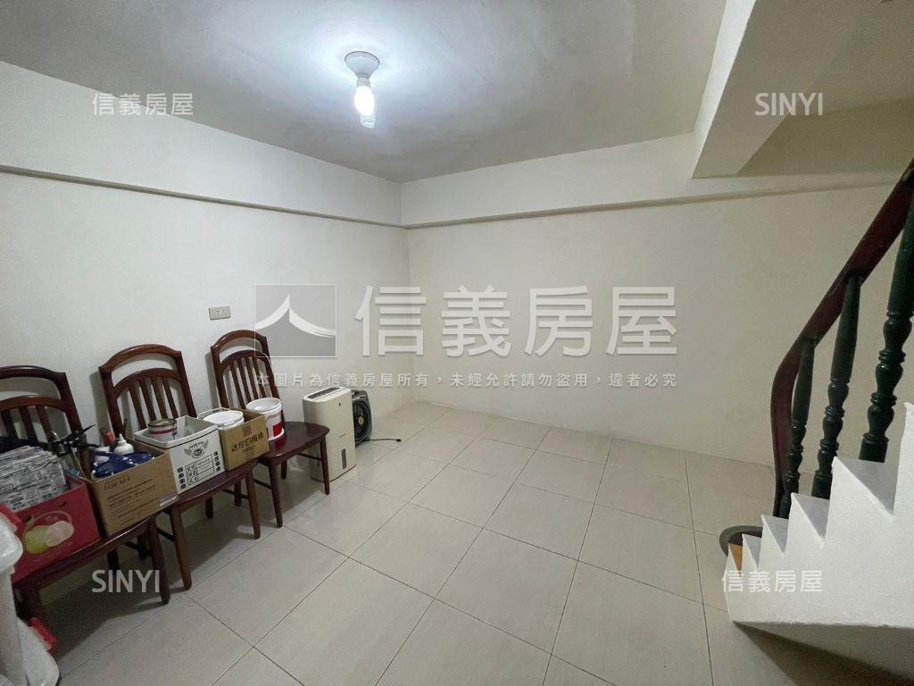 專約近中正高工便利美透天房屋室內格局與周邊環境
