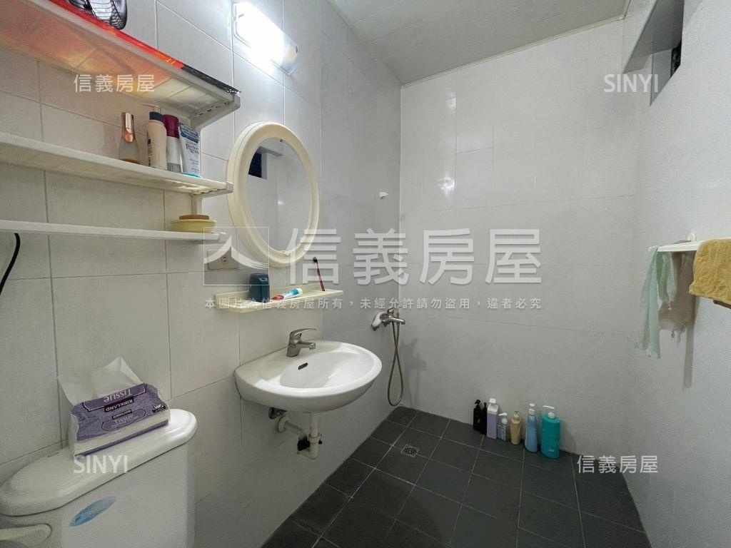 專約近中正高工便利美透天房屋室內格局與周邊環境