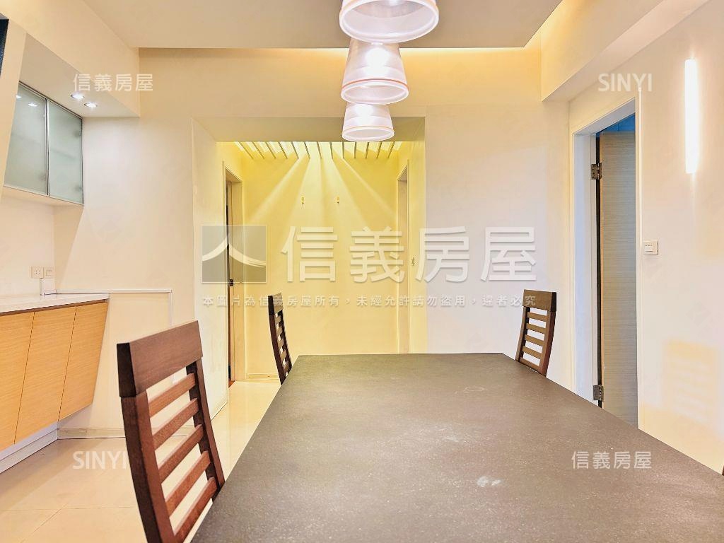 尊龍大地三房含車位房屋室內格局與周邊環境