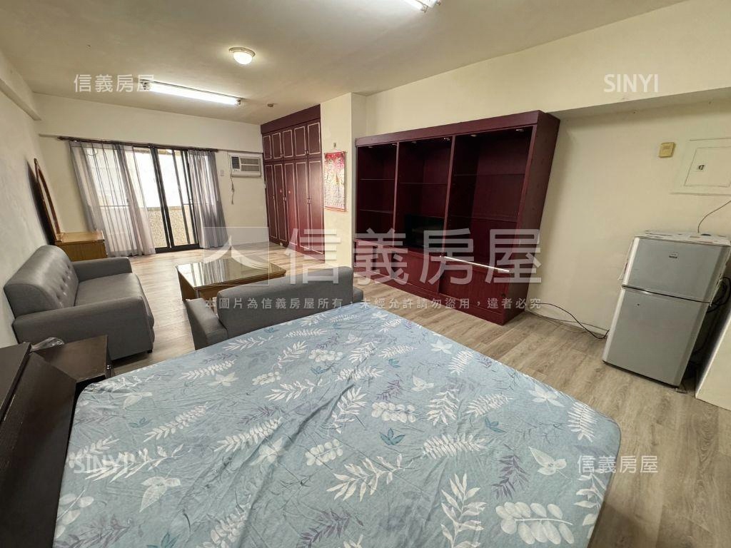 假日半島。高樓視野戶房屋室內格局與周邊環境