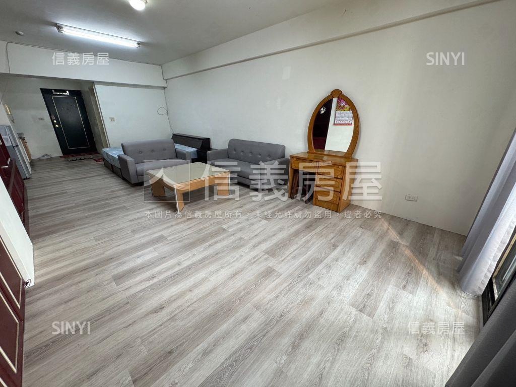 假日半島。高樓視野戶房屋室內格局與周邊環境