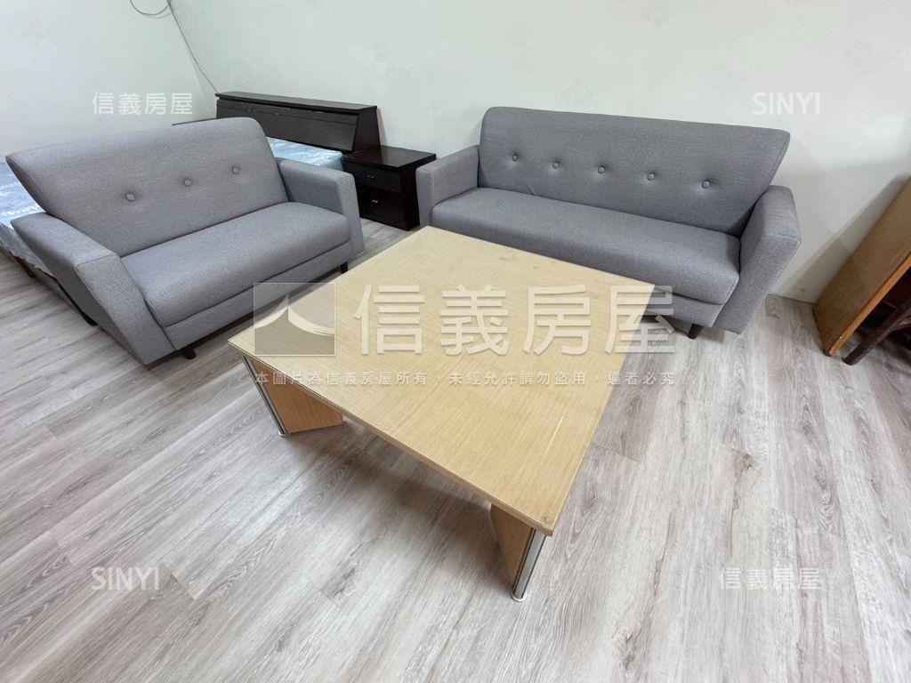 假日半島。高樓視野戶房屋室內格局與周邊環境